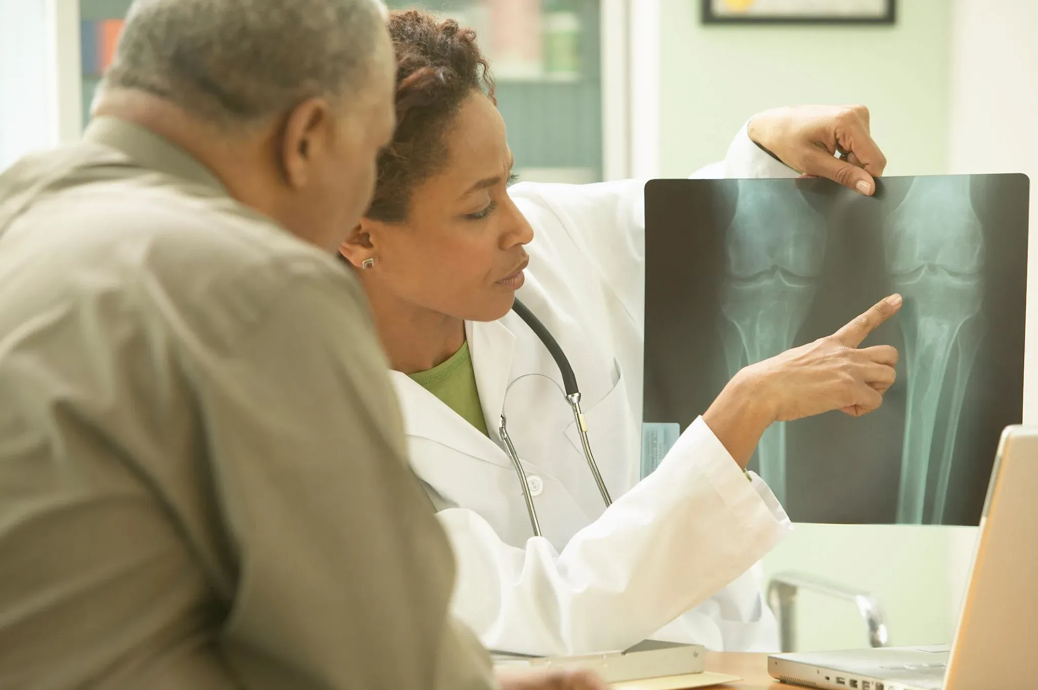 10 Best Modernizing Medicine (Ortho) Alternatives for Orthopedic Clinics in 2026