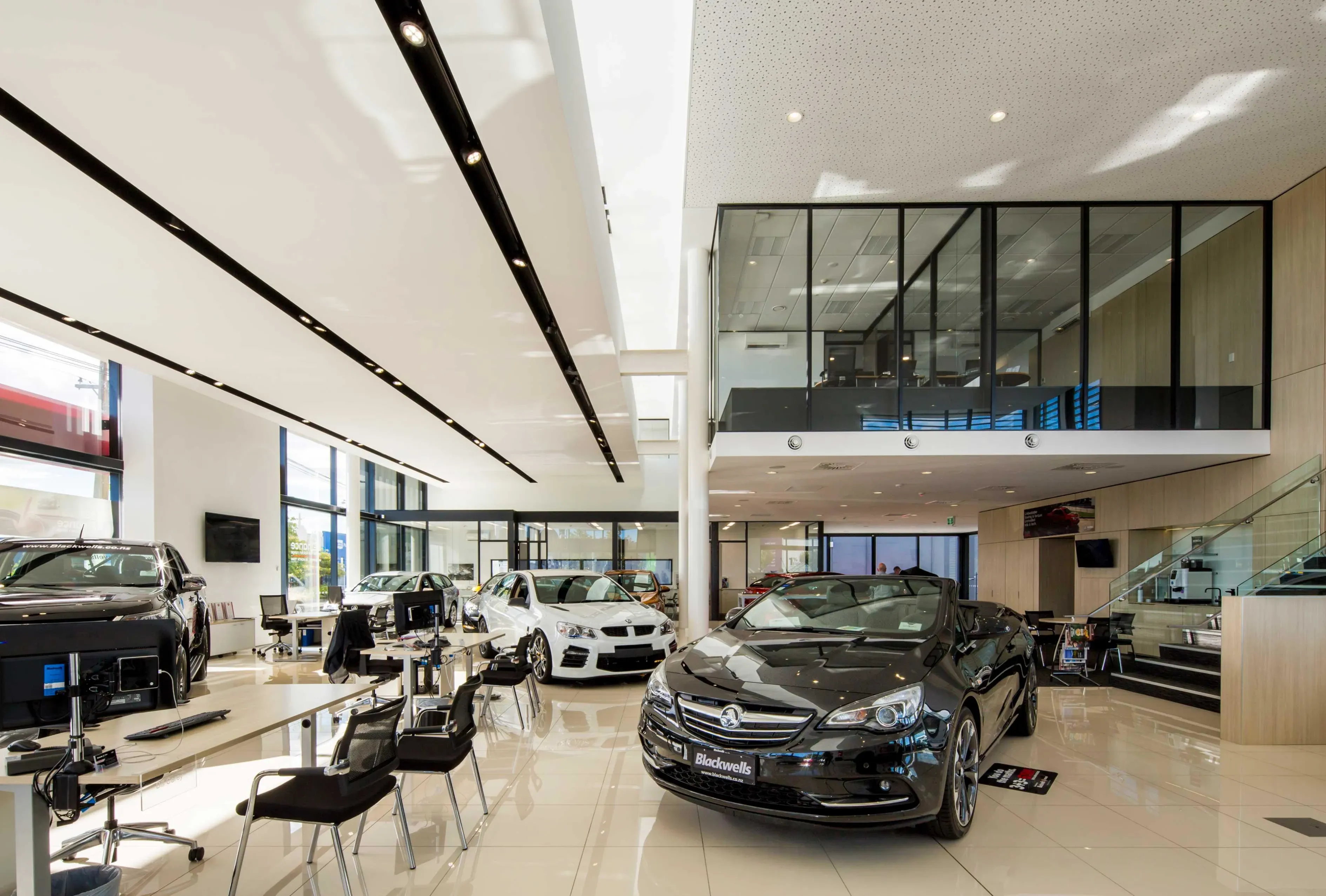 9 Best DealerCenter Alternatives for Car Dealerships in 2026