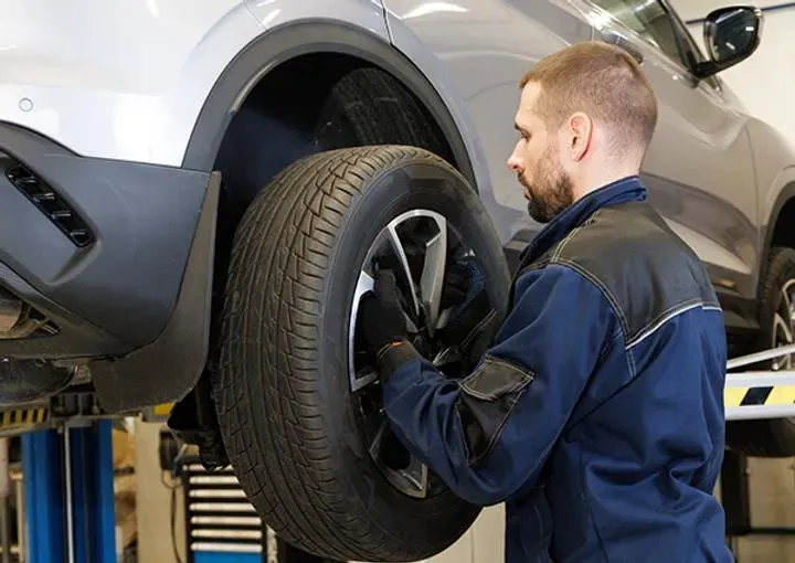 9 Best Mitchell 1 Alternatives for Tire Shops in 2026