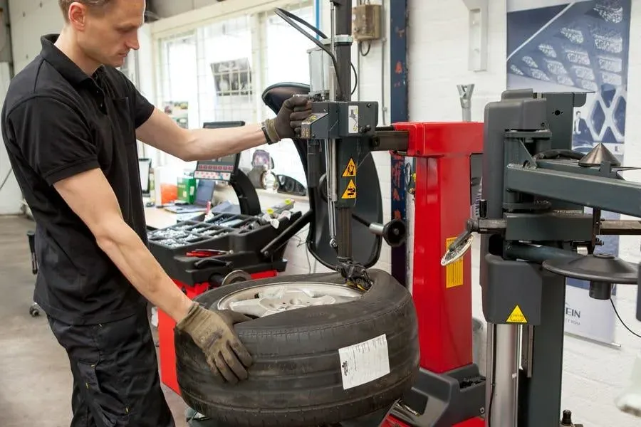 9 Best Protractor Alternatives for Tire Shops in 2026