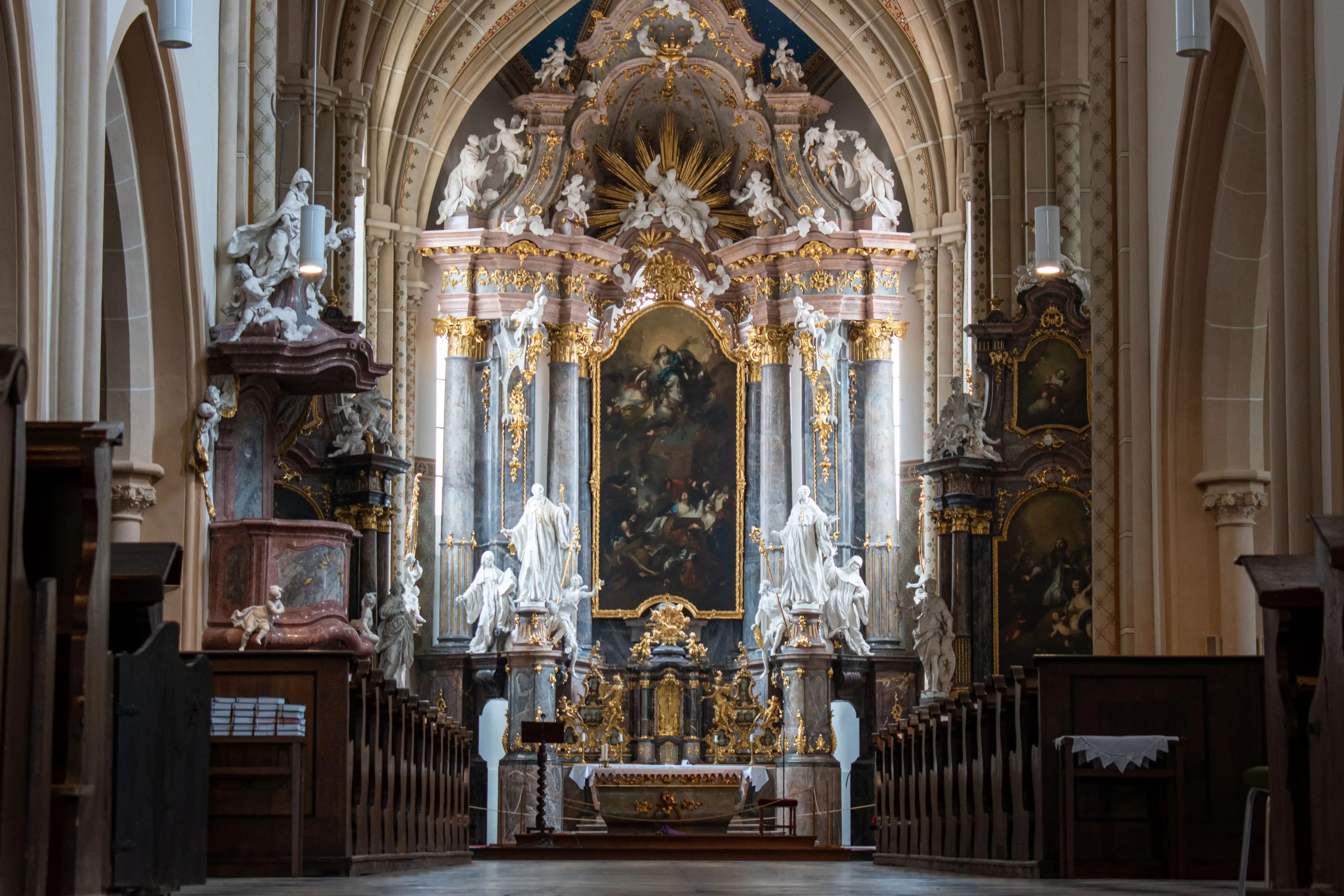 9 Best Elexio Alternatives for Churches in 2026 (Rent vs Own)